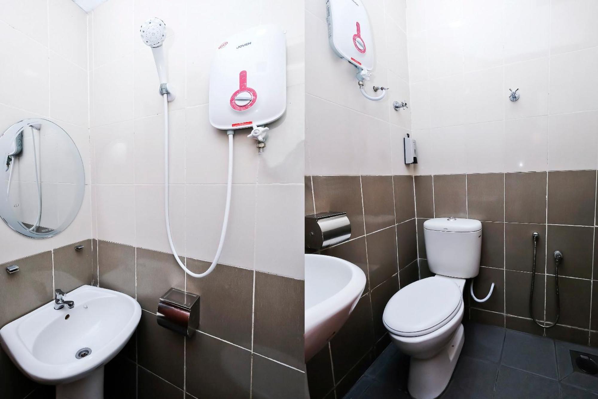 Oyo 714 Arina Hotel Бангі Екстер'єр фото